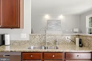 35555 Sarasota St, Round Hill, VA 20141 - Photo 15