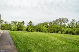 20429 Island W Square, Ashburn, VA 20147 - Photo 21