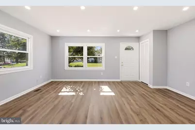 314 W Valery Court, Sterling, VA 20164 - Photo 15
