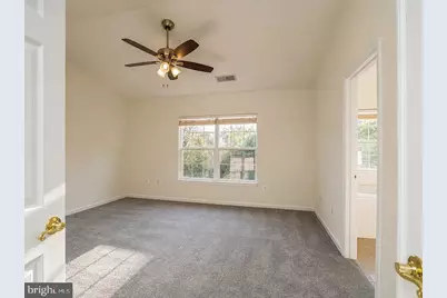 21755 Flora Springs Terrace, Ashburn, VA 20147 - Photo 19