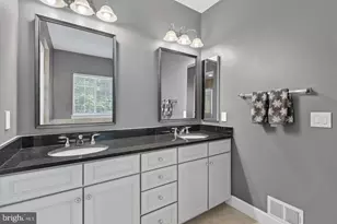20283 Center Brook Square, Sterling, VA 20165 - Photo 43