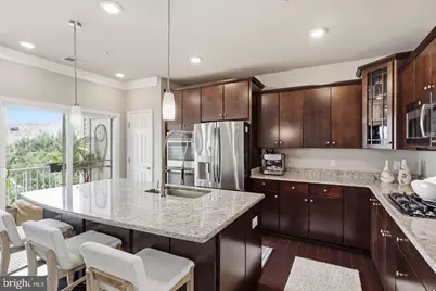 43509 Town Gate, Chantilly, VA 20152 - Photo 5