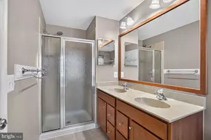 25090 Lomax Terrace, Chantilly, VA 20152 - Photo 25
