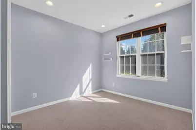 25090 Lomax Terrace, Chantilly, VA 20152 - Photo 5