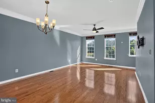 25090 Lomax Terrace, Chantilly, VA 20152 - Photo 19