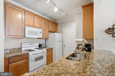 506 Sunset View Terrace SE #304, Leesburg, VA 20175 - Photo 21