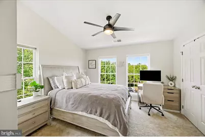 25091 Gunnery Square, Chantilly, VA 20152 - Photo 11