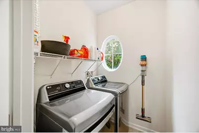 25091 Gunnery Square, Chantilly, VA 20152 - Photo 9