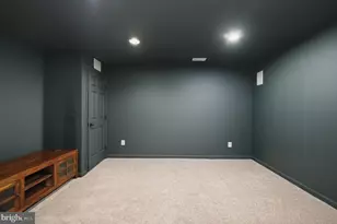 30 Houser Dr, Lovettsville, VA 20180 - Photo 15