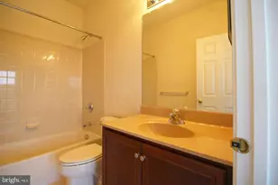 25073 Riding Center Dr, Chantilly, VA 20152 - Photo 25