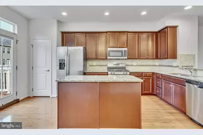 41751 McMonagle Square, Aldie, VA 20105 - Photo 7