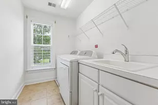 43527 Loudoun Barn Way, Chantilly, VA 20152 - Photo 19
