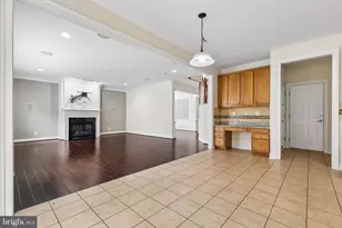 43527 Loudoun Barn Way, Chantilly, VA 20152 - Photo 5