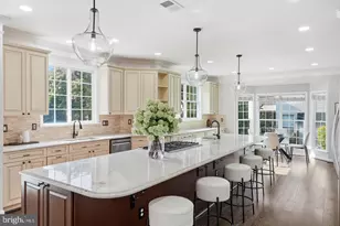 22082 Water Run Ct, Ashburn, VA 20148 - Photo 3
