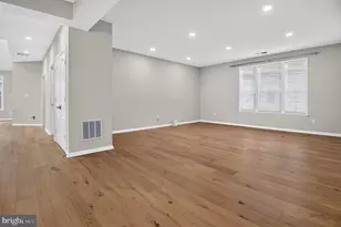 20759 Crescent Pointe Pl, Ashburn, VA 20147 - Photo 9