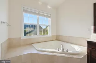 43248 Mitcham Square, Ashburn, VA 20148 - Photo 19