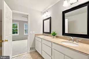 47642 Sandbank Square, Sterling, VA 20165 - Photo 33