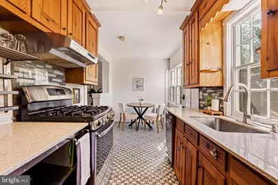 431 S King Street, Leesburg, VA 20175 - Photo 15