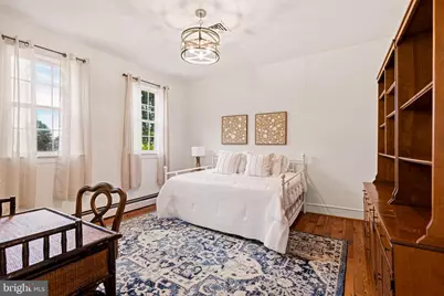 431 S King Street, Leesburg, VA 20175 - Photo 33
