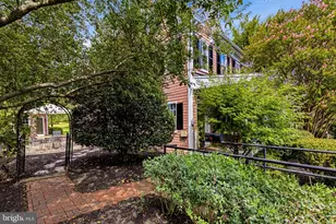 431 S King St, Leesburg, VA 20175 - Photo 39