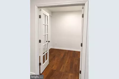 25209 Eisenhower Drive, Chantilly, VA 20152 - Photo 11