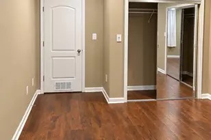 25209 Eisenhower Dr, Chantilly, VA 20152 - Photo 5