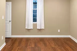 25209 Eisenhower Dr, Chantilly, VA 20152 - Photo 3