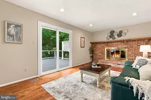 300 Helen Ct, Sterling, VA 20164 - Photo 23