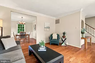 300 Helen Ct, Sterling, VA 20164 - Photo 11