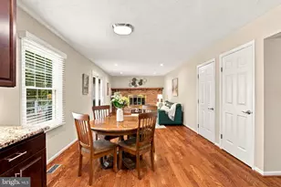 300 Helen Ct, Sterling, VA 20164 - Photo 21
