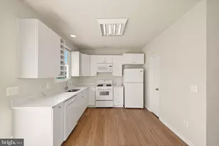 440 Andromeda Terrace NE, Leesburg, VA 20176 - Photo 13