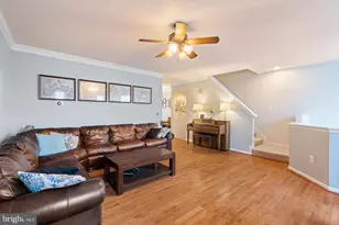 26147 Lands End Dr, Chantilly, VA 20152 - Photo 9
