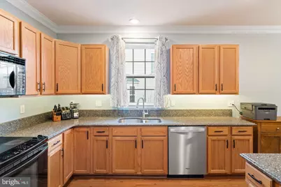26147 Lands End Drive, Chantilly, VA 20152 - Photo 13