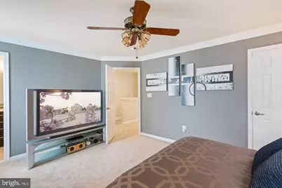 26147 Lands End Drive, Chantilly, VA 20152 - Photo 17