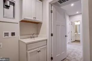 43000 Prophecy Terrace, Sterling, VA 20166 - Photo 19