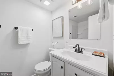 1046 Margate Court #A, Sterling, VA 20164 - Photo 17