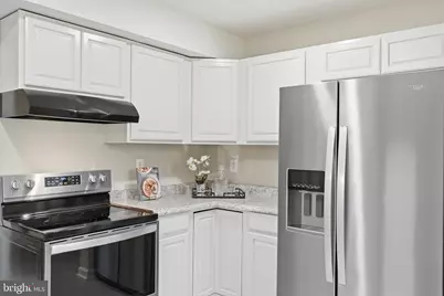 1046 Margate Court #A, Sterling, VA 20164 - Photo 7