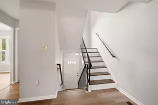 1003 Salisbury Ct, Sterling, VA 20164 - Photo 3