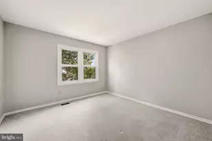 1003 Salisbury Ct, Sterling, VA 20164 - Photo 19