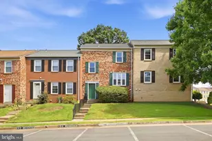 1003 Salisbury Ct, Sterling, VA 20164 - Photo 1