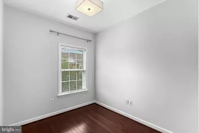 42525 Magellan Square, Brambleton, VA 20148 - Photo 37