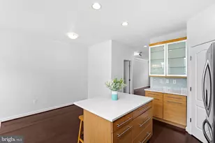 42525 Magellan Square, Brambleton, VA 20148 - Photo 15