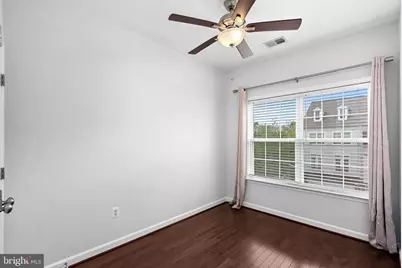 42525 Magellan Square, Brambleton, VA 20148 - Photo 33