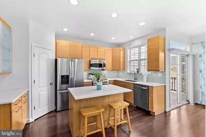 42525 Magellan Square, Brambleton, VA 20148 - Photo 11
