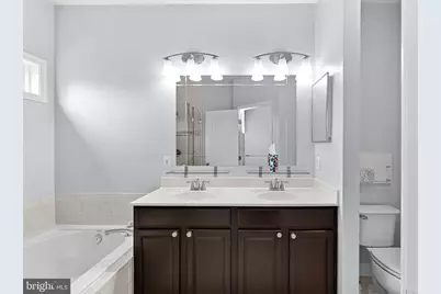 42525 Magellan Square, Brambleton, VA 20148 - Photo 27