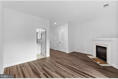 42525 Magellan Square, Brambleton, VA 20148 - Photo 39
