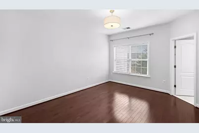 42525 Magellan Square, Brambleton, VA 20148 - Photo 23