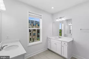 42660 Darala Dr, Ashburn, VA 20147 - Photo 19