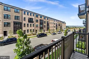 42660 Darala Dr, Ashburn, VA 20147 - Photo 43