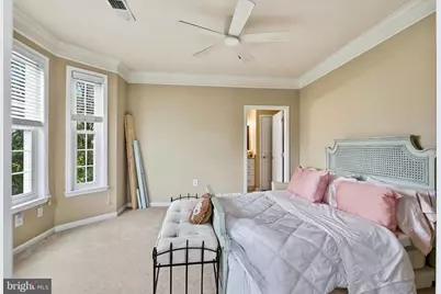 501 Sunset View Terrace SE #406, Leesburg, VA 20175 - Photo 9